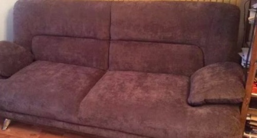 Замена обивки дивана на дому. Комсомольская