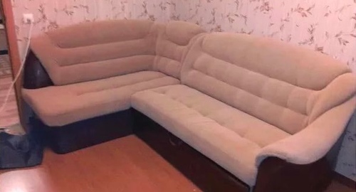 Перетяжка углового дивана. Комсомольская